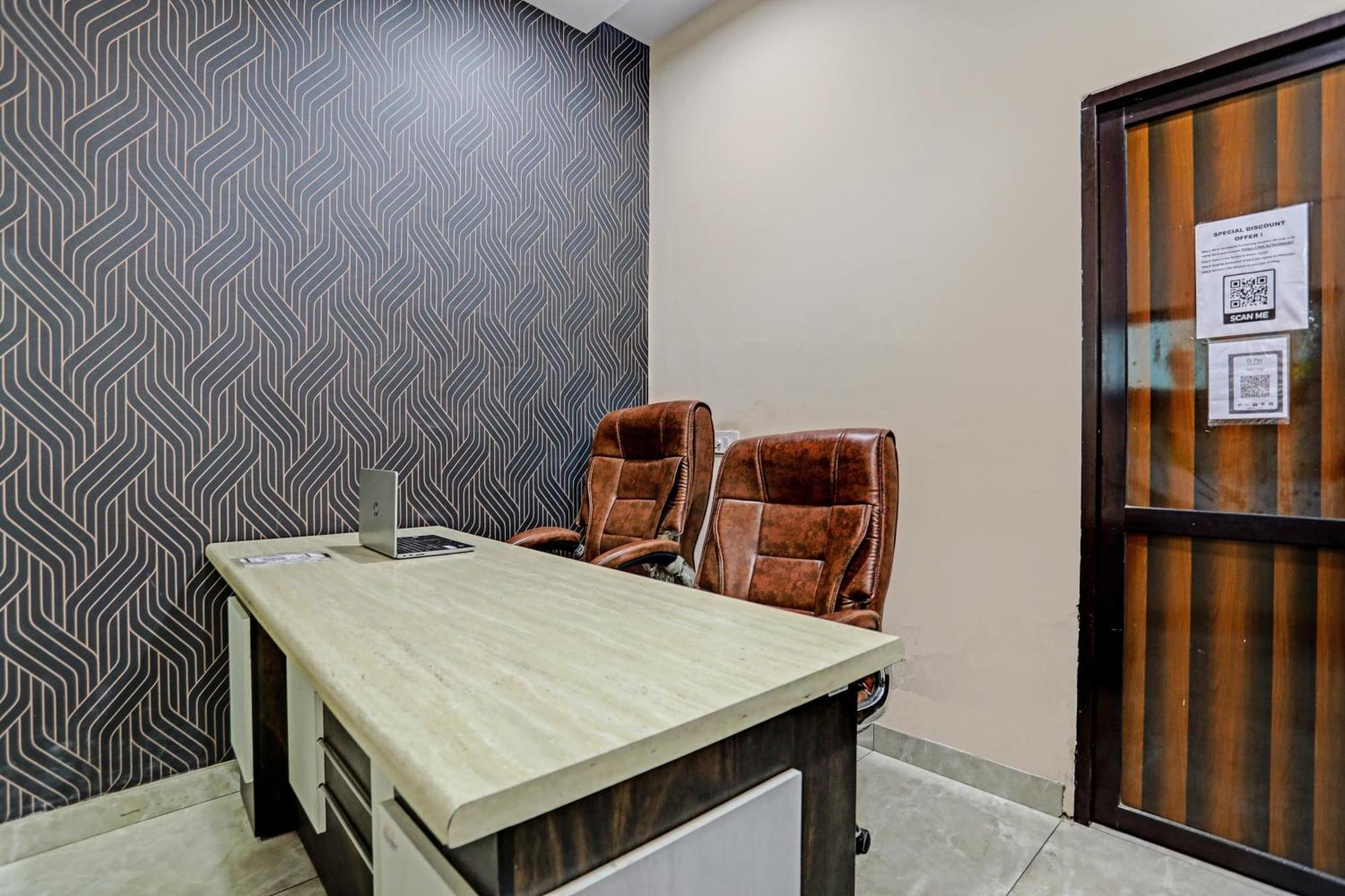 Hotel Dream Lounge Jalandhar Exterior foto