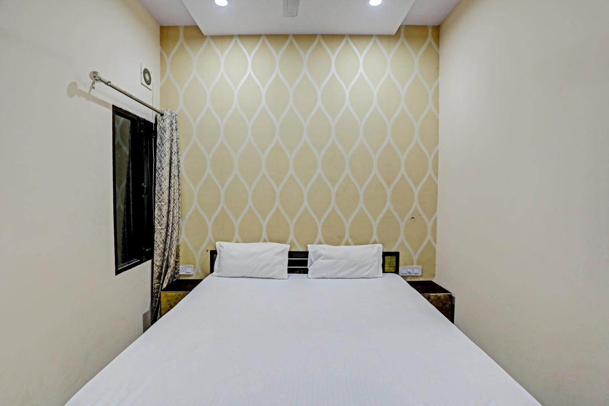 Hotel Dream Lounge Jalandhar Exterior foto